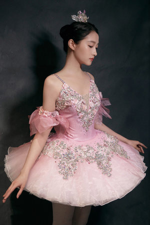 男人叼女人的痛爽视频免费